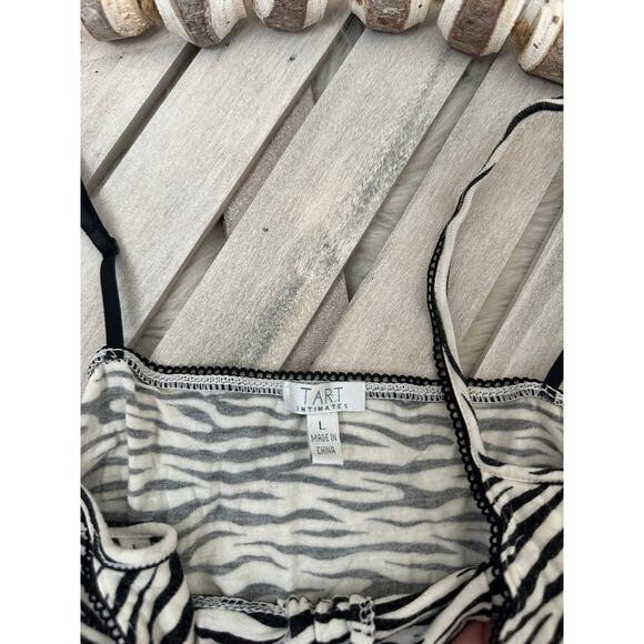 Vintage Y2K Tart Intimates Stripe Button Henley Tank Top Shirt - Picture 5 of 7